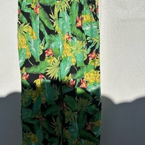 Nicole Miller Green, Yellow & Black Tropical Print Capri